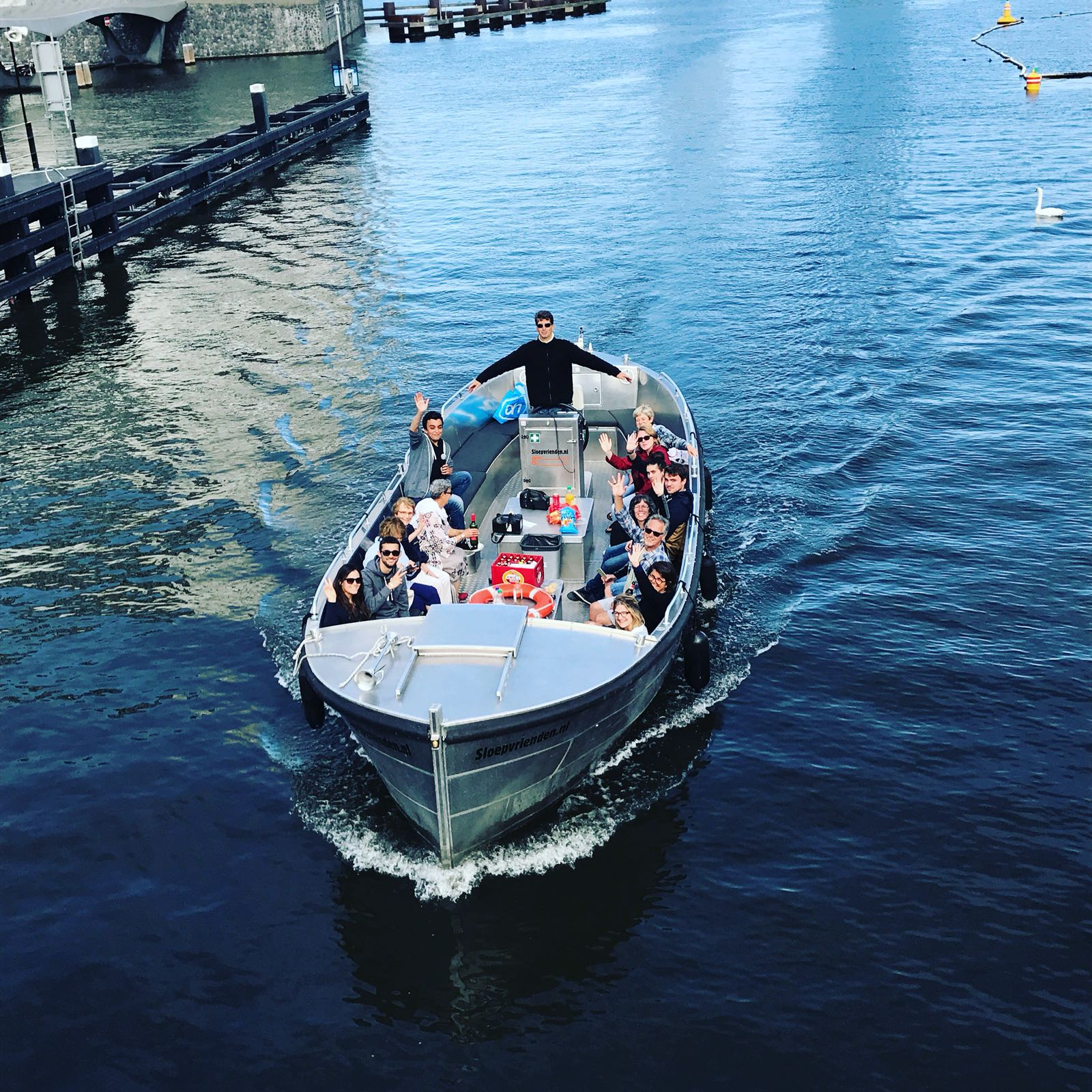 Visite en bateau avec guide francais.